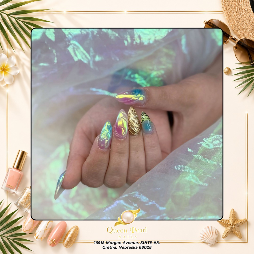 Queen Pearl Nails